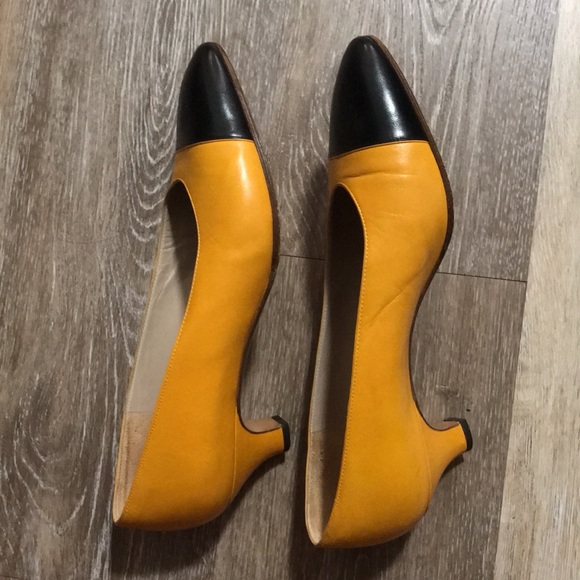 Chanel heels, used but in excellent condition. No dust bag or box. - Picture 3 of 3